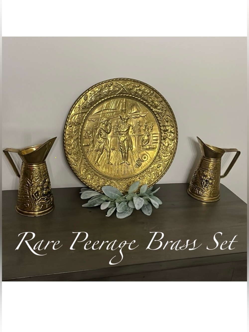 Rare~ Peerage Brass Plate & 2 pitchers~Made In England Tavern Scene ~Collector…
